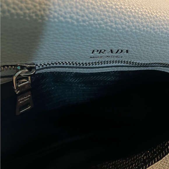 PRADA NEW WOMENS CROSSBODY HANDBAG BAG GENUINE LEATHER FLAP CORNFLOWER  MED - Picture 7 of 9